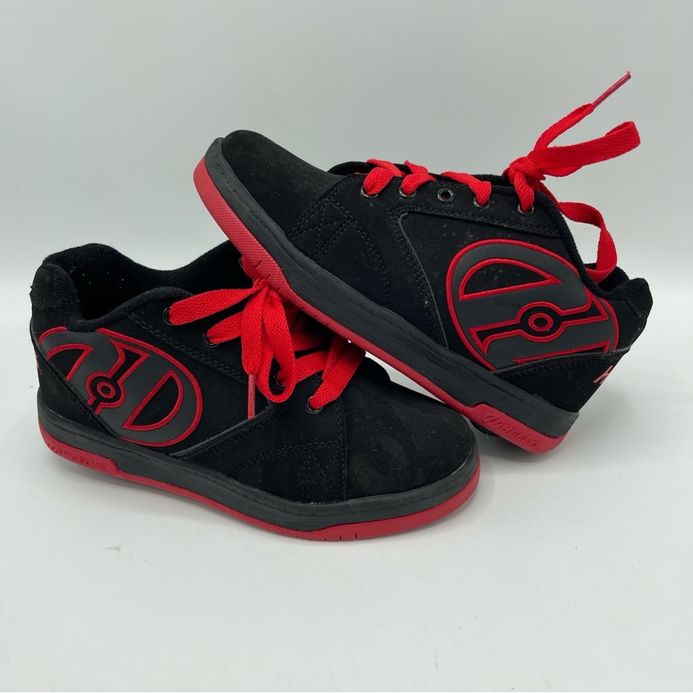 Boys Heelys Propel 2 size 4Y